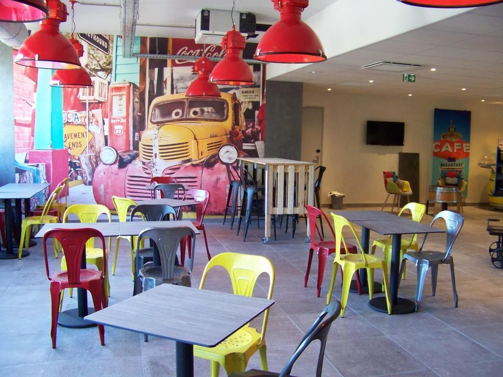 Hotel ibis Styles Vierzon Exterior foto