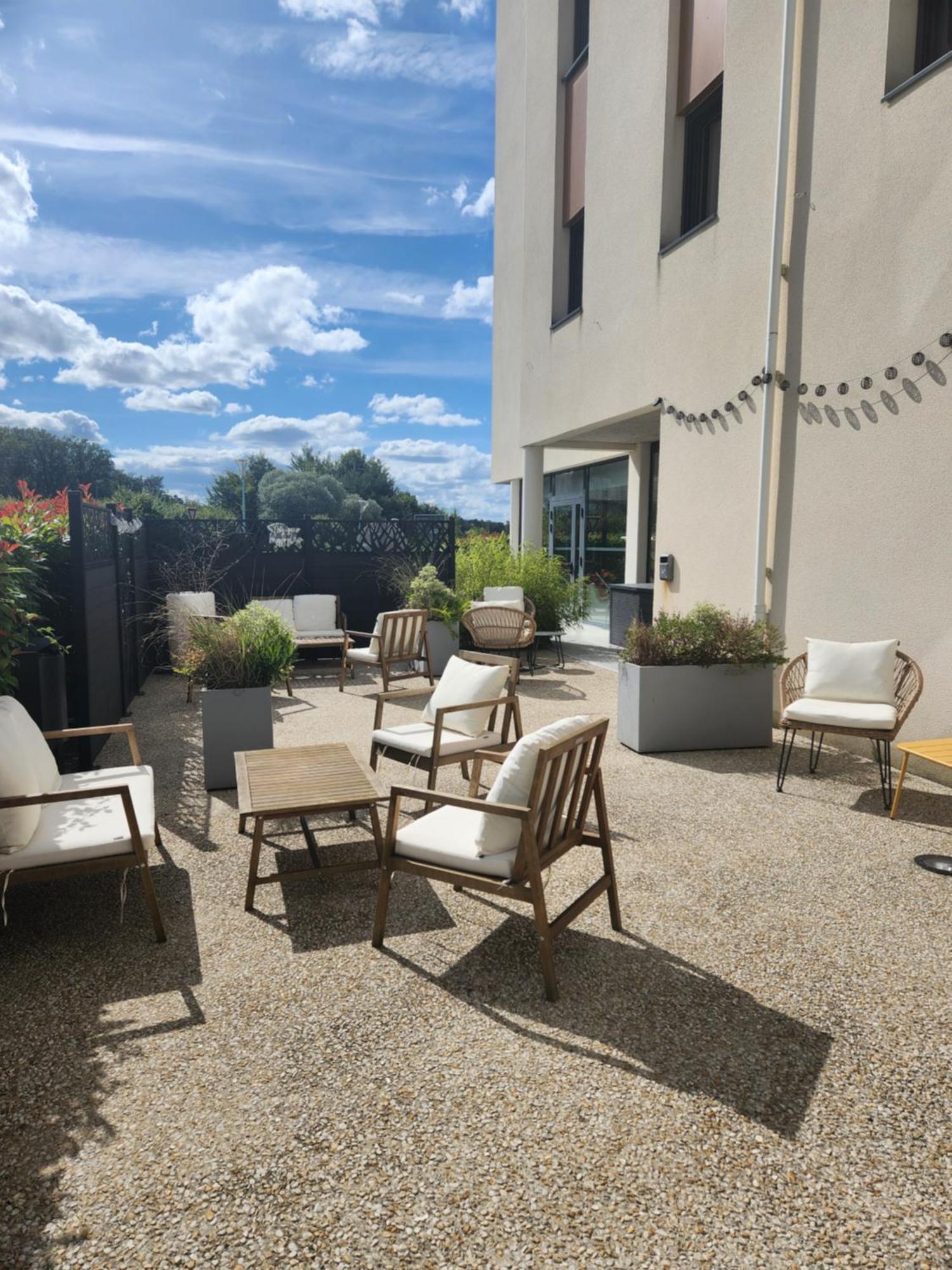 Hotel ibis Styles Vierzon Exterior foto