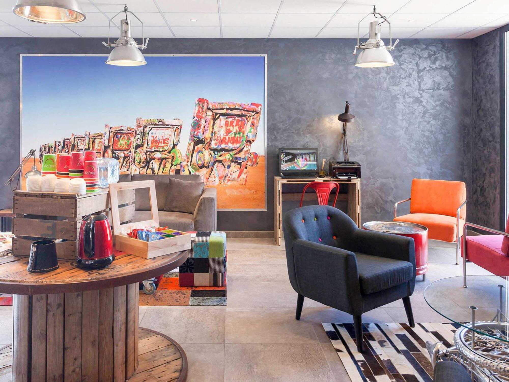 Hotel ibis Styles Vierzon Exterior foto
